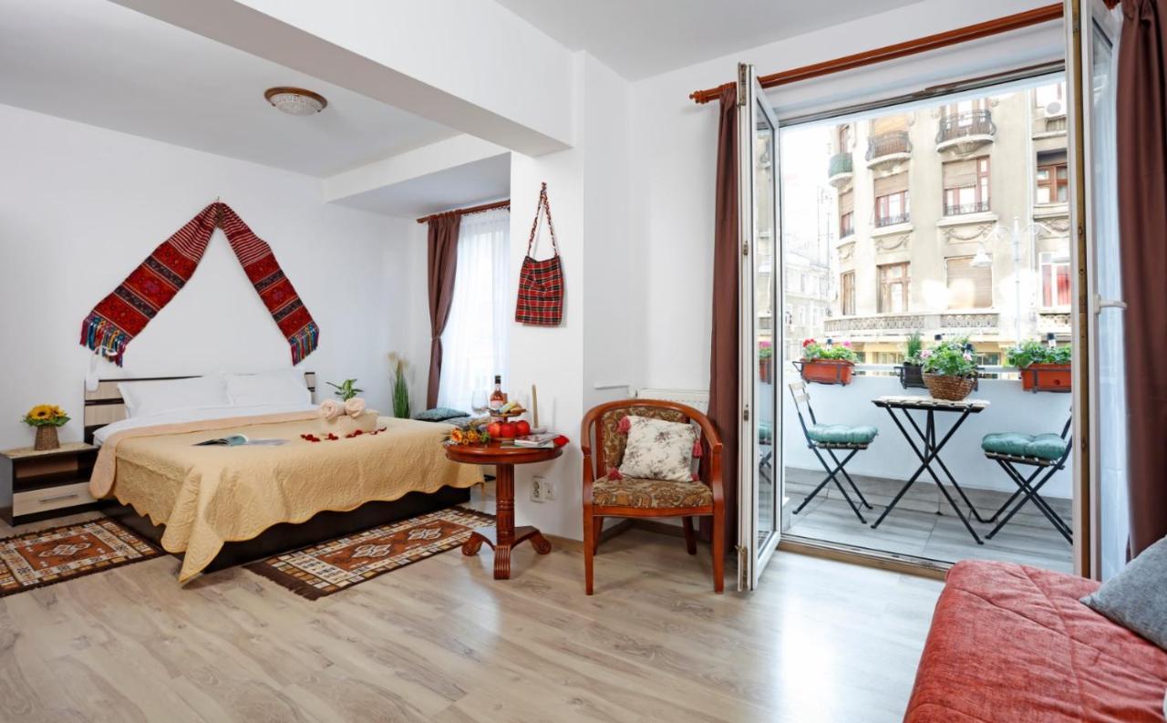 Traditional Romanian Apartments Bucharest Luaran gambar
