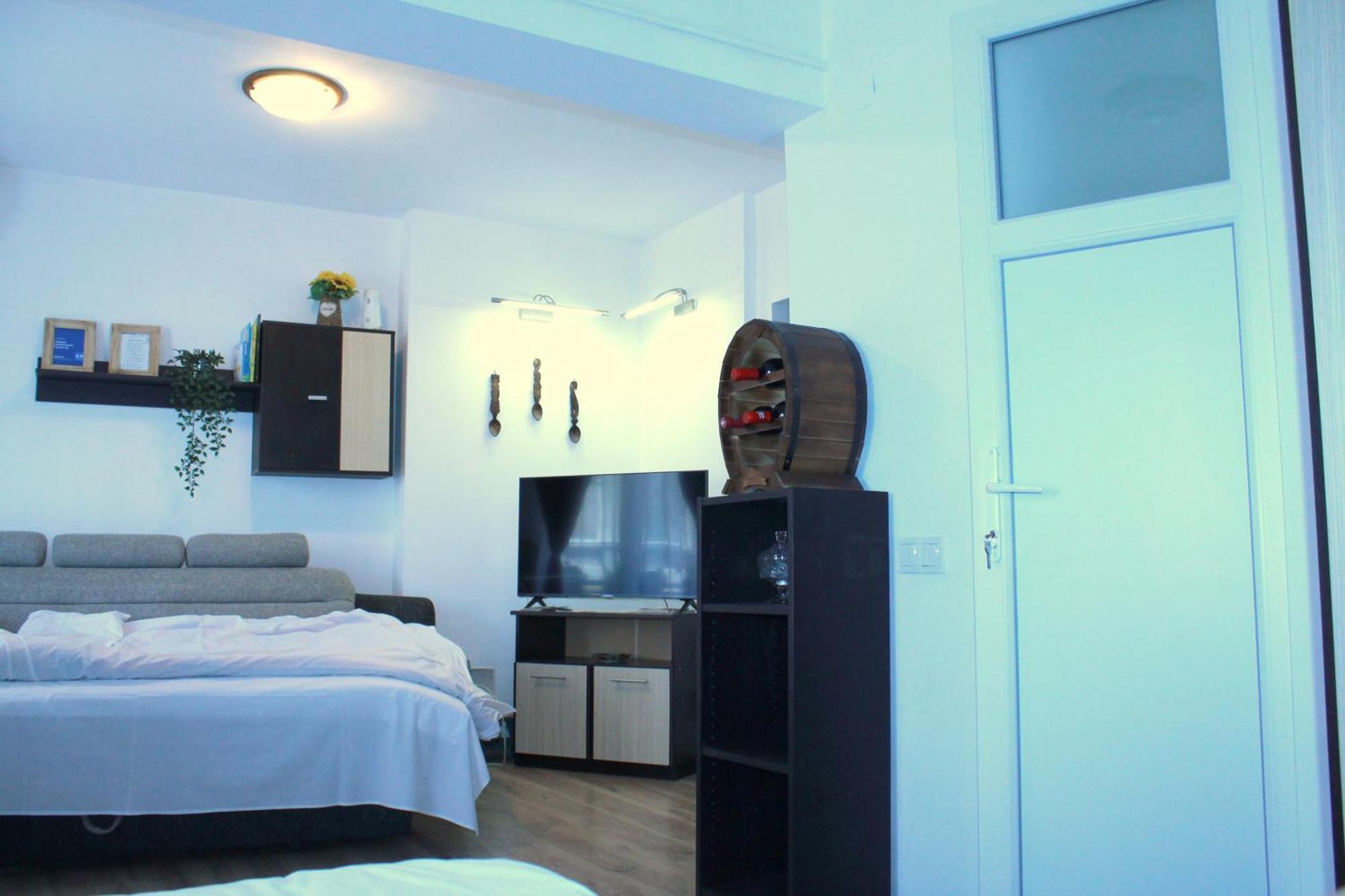 Traditional Romanian Apartments Bucharest Luaran gambar