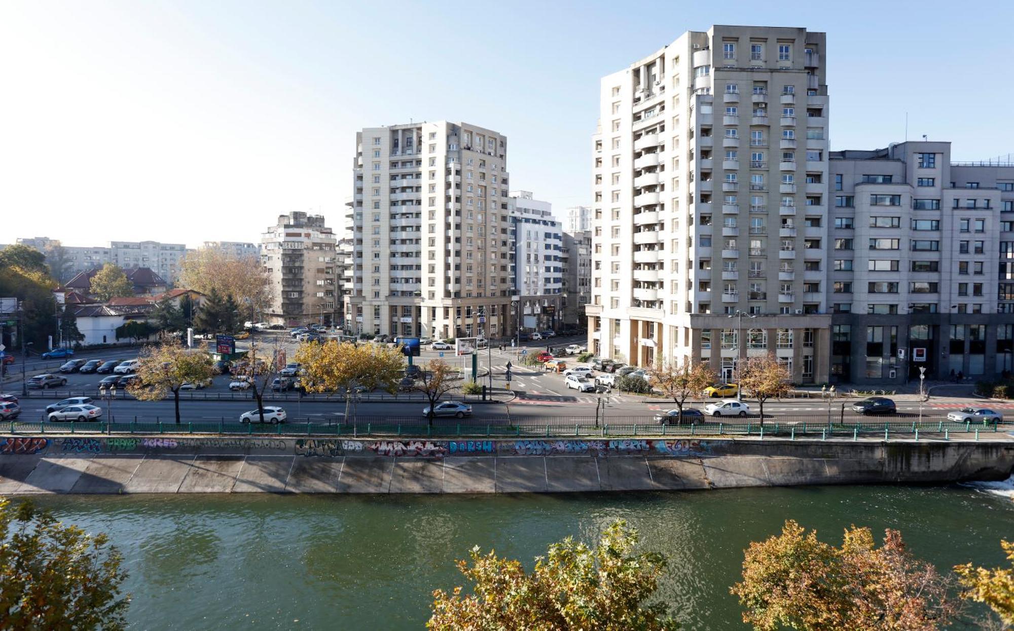 Traditional Romanian Apartments Bucharest Luaran gambar