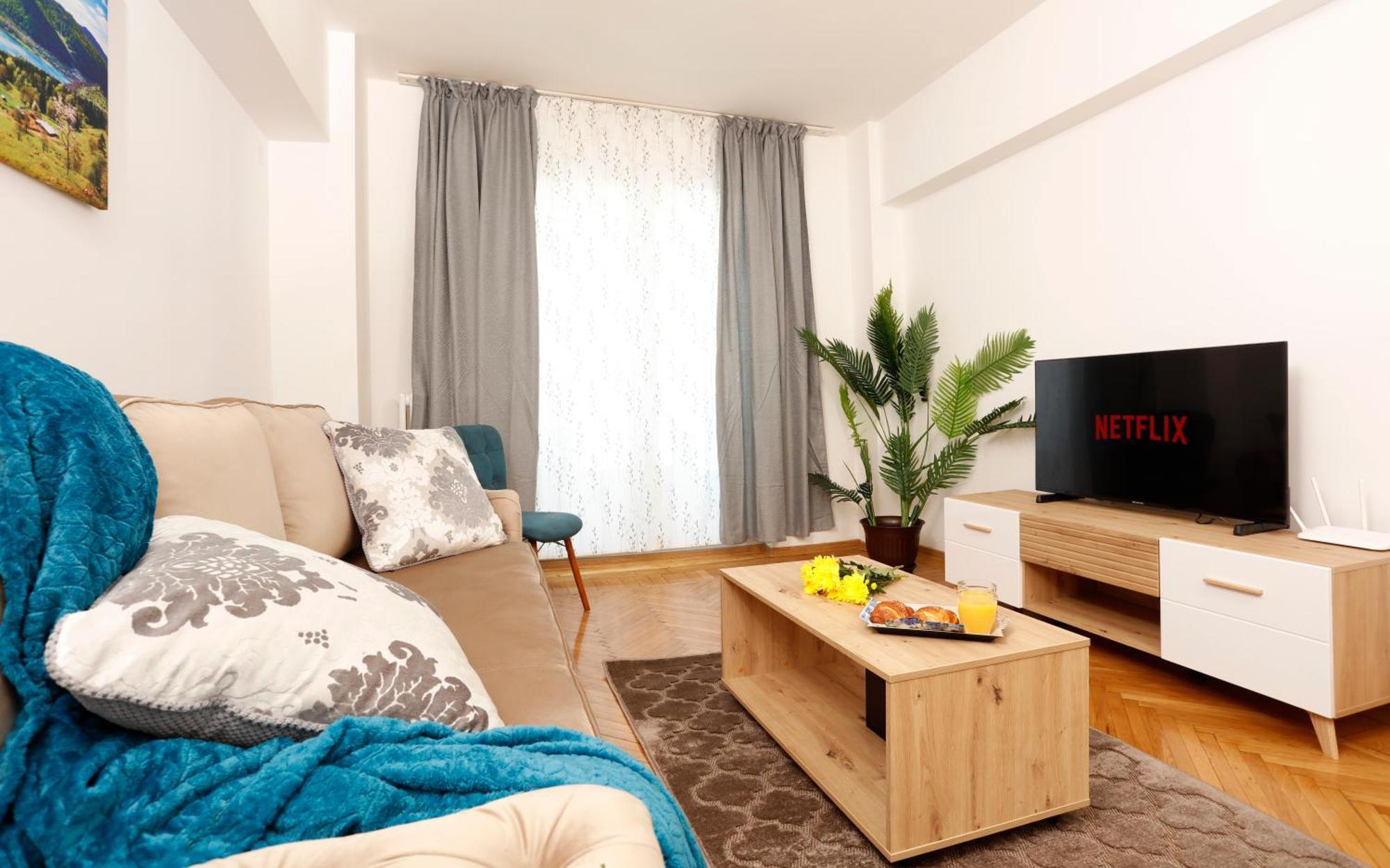 Traditional Romanian Apartments Bucharest Luaran gambar