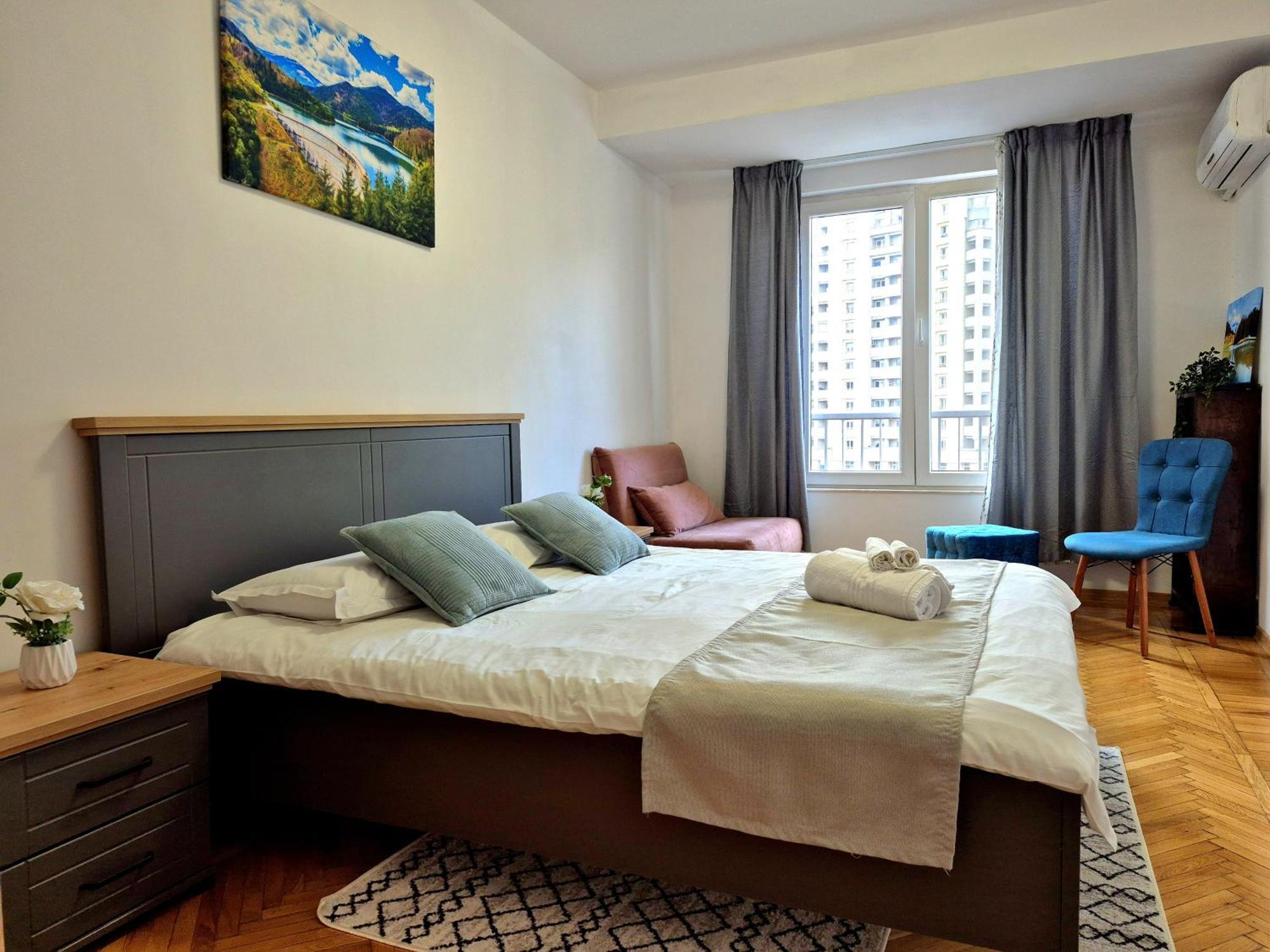Traditional Romanian Apartments Bucharest Luaran gambar