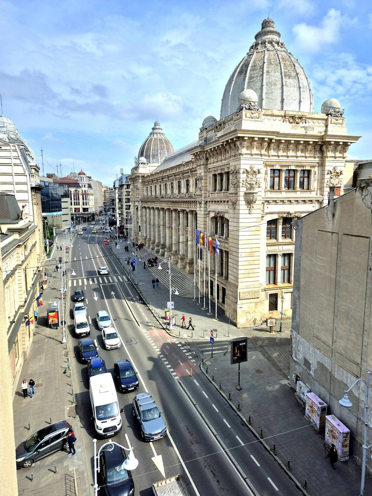 Traditional Romanian Apartments Bucharest Luaran gambar